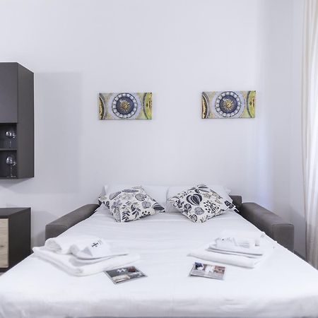 Hemeras Boutique Homes - City Center Design Flats ミラノ エクステリア 写真
