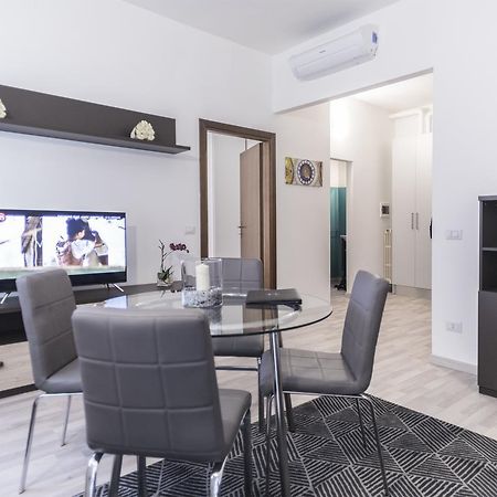 Hemeras Boutique Homes - City Center Design Flats ミラノ エクステリア 写真