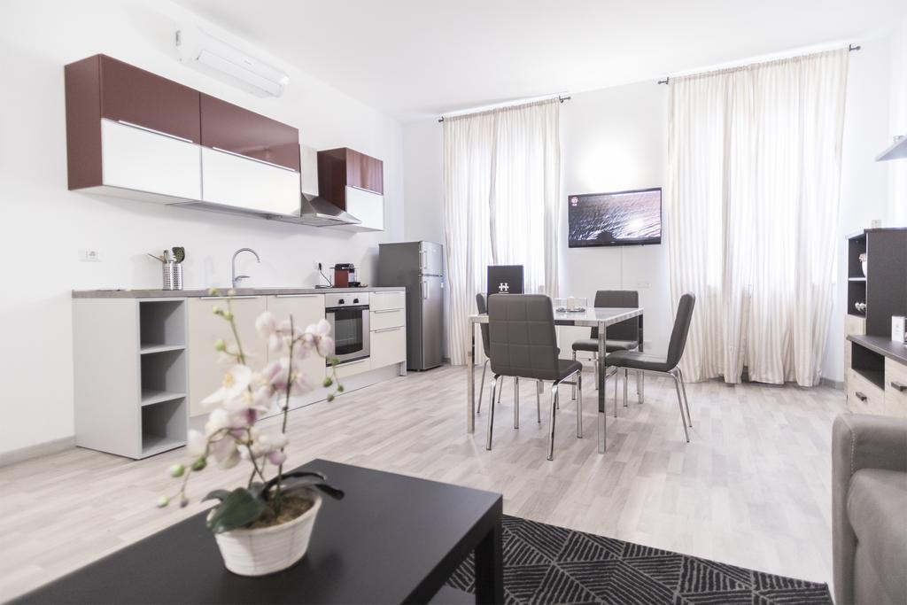 Hemeras Boutique Homes - City Center Design Flats ミラノ エクステリア 写真